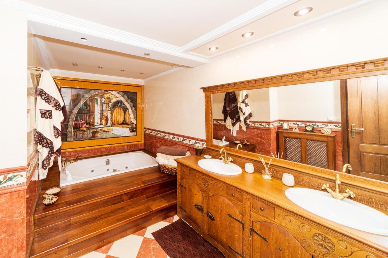 Villa Dolaretxe By Urdaibai Rentals Bilbao Eksteriør bilde